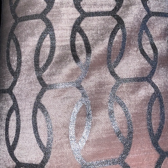 Amelia Velvet Crib Skirt/Blush - Pottery Barn - Picture 3 of 7